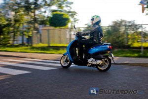 Skuter możesz kupić już za 2500 PLN. Koszt zwróci się po nieco ponad roku. Przez ten czas nie stoisz w korkach. Skuter możesz kupić już za 2500 PLN. Koszt zwróci się po nieco ponad roku. Przez ten czas nie stoisz w korkach.