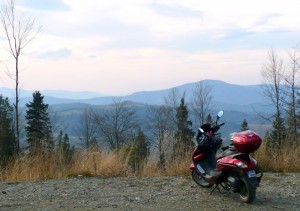 Widok na Beskid Sląski z przełęczy Salmopol Widok na Beskid Sląski z przełęczy Salmopol