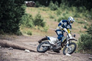 2016_Husqvarna_701_Enduro_