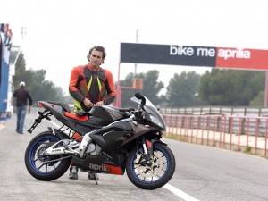 800-aprilia_rs_125_2006_2497_3
