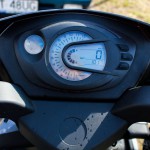 Ferro 803 posiada elektroniczną deskę rozdzielczą. W niej wybór koloru podświetlenia.