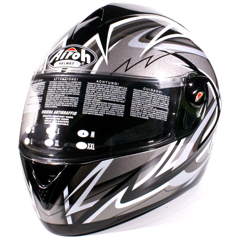 Test kasku motocyklowego Airoh Stardom