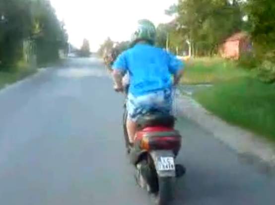 Holowanie skutera? Kablem? Czy wolno holować motocykl?
