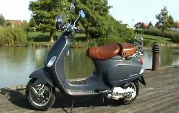 Vespa LX 50/125: Zobacz prezentację legendy