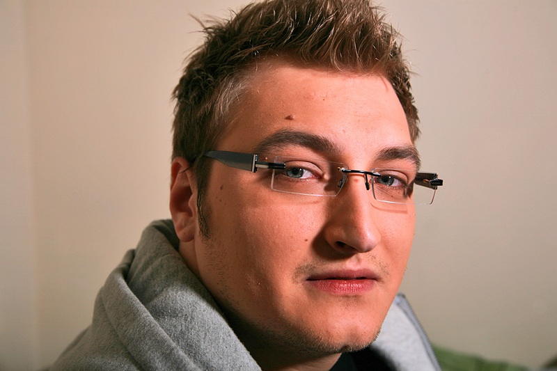 Jest czwarta nad ranem