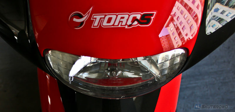 Toros F16: Z Bliska