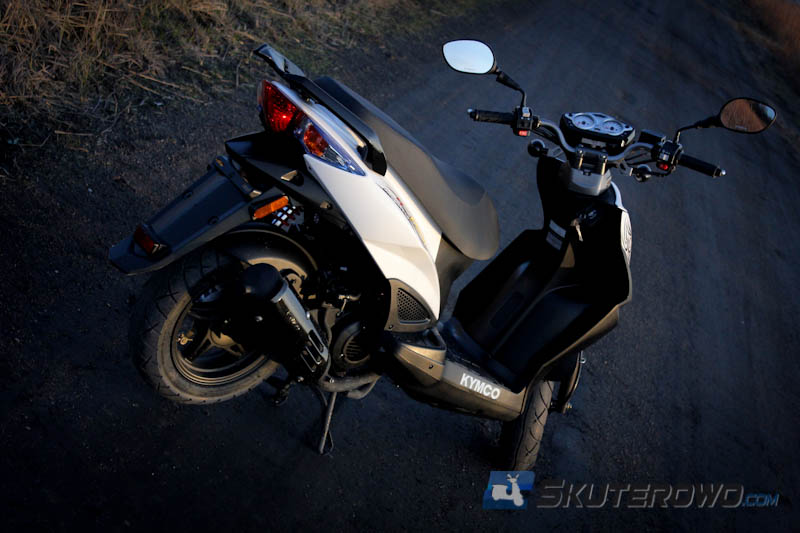 Test Kymco Agility Naked: Czym zaskakuje?
