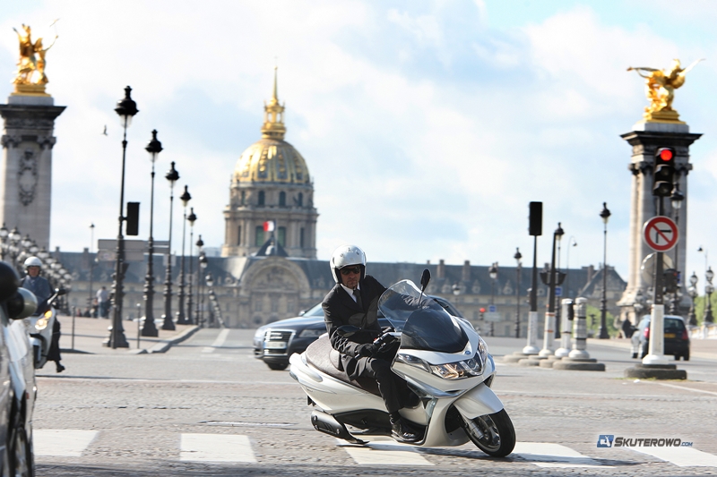 Poznaj Piaggio X10