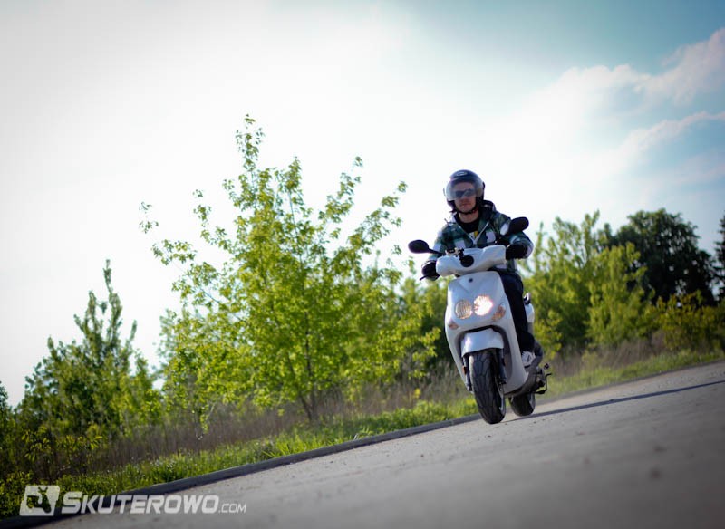Yamaha Neos 50 2T: Test Wideo