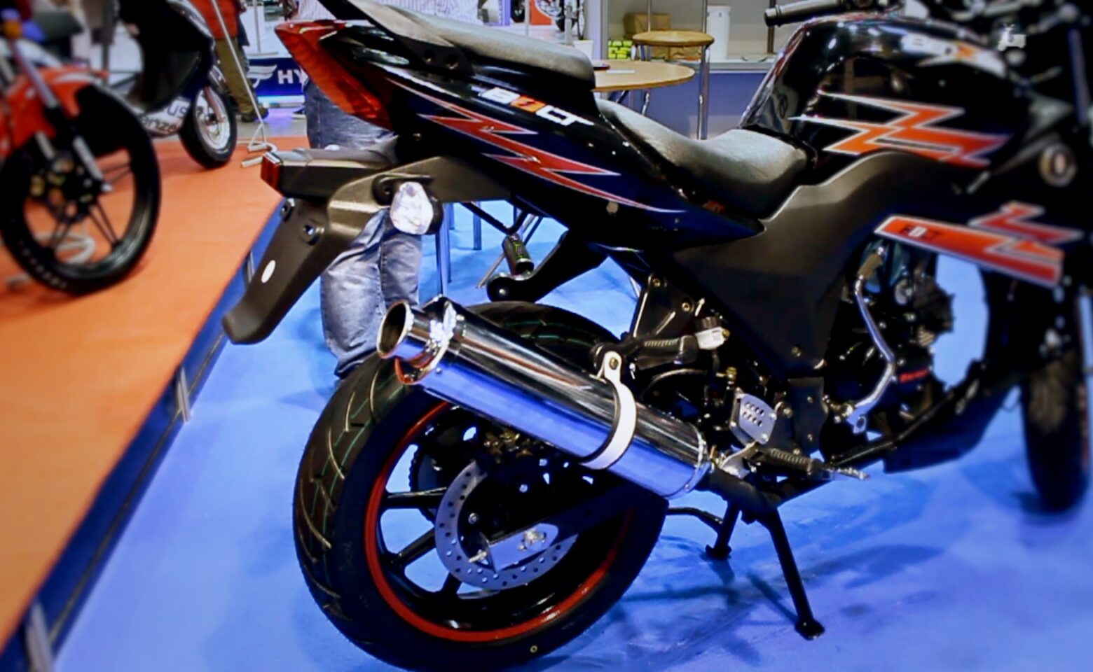 Benzer Bolt 50: Nowy Sportowiec od Benzera
