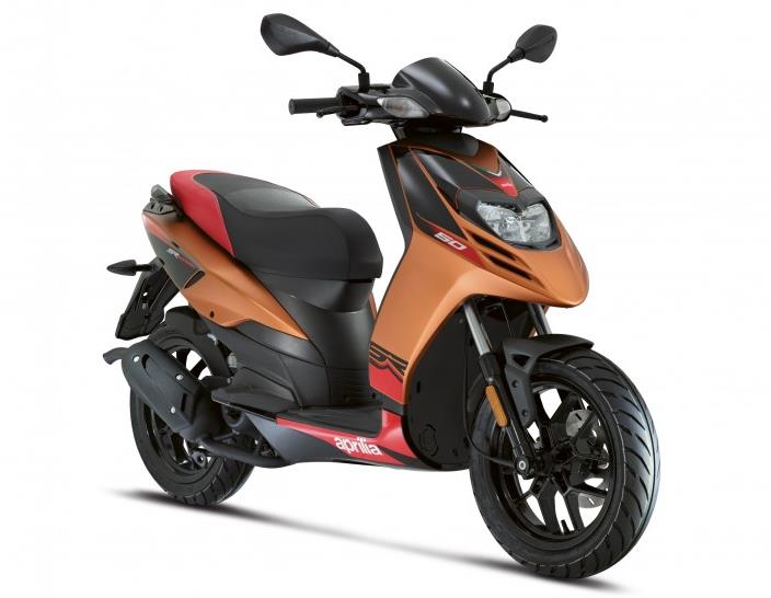 Aprilia SR MOTARD 125: Zdjęca i dane techniczne
