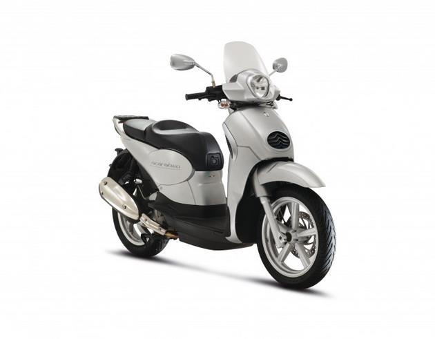 Aprilia Scarabeo 200 i.e.: Zdjęcia i dane techniczne