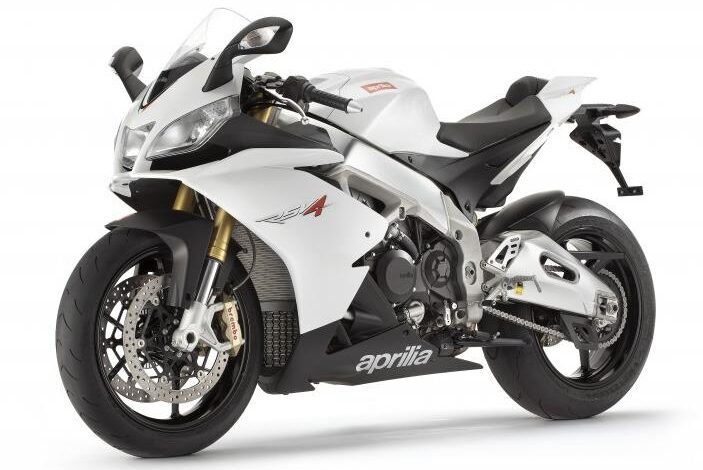 Aprilia RSV4 R APRC: Zdjęcia i dane techniczne