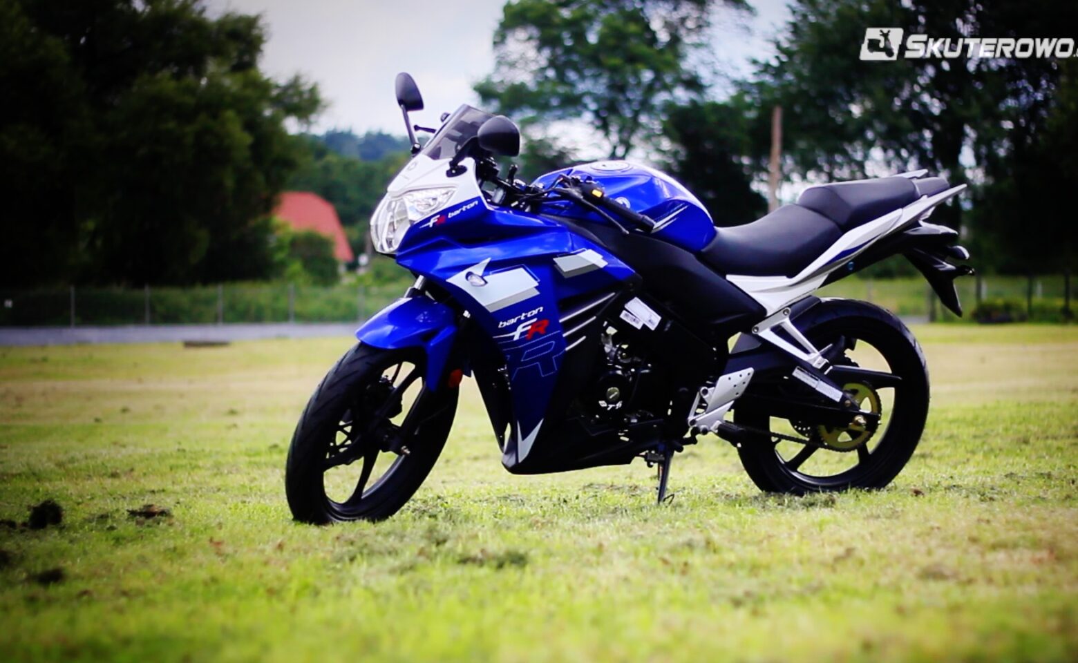 Barton Motors FR Sport 50: Z Bliska