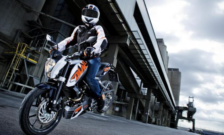 KTM Duke 125 ABS: Zdjęcia i Dane Techniczne