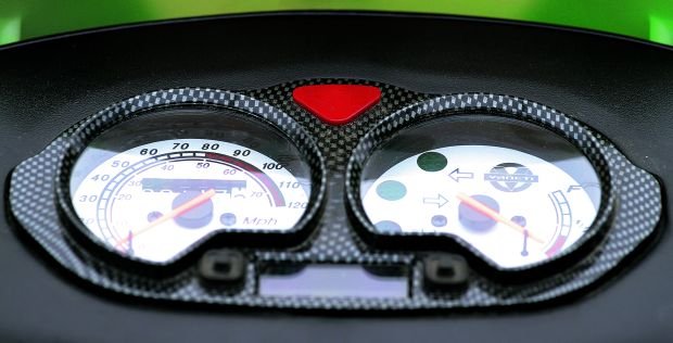 Świat Motocykli przetestował skuter Vaneti Atomic1