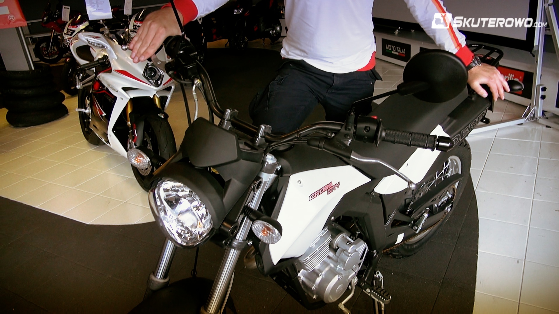 Derbi Cross City 125 (motocykl na prawo jazdy B): Prezentacja