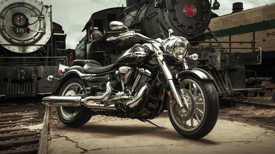 Yamaha XV1900A MIDNIGHT STAR: Zdjęcia, Opis, Cena, Dane techniczne