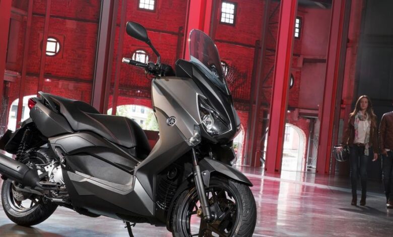 Yamaha X-MAX 250: Zdjęcia, Opis, Cena, Dane techniczne