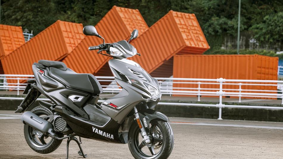 Yamaha Aerox 4: Zdjęcia, Opis, Cena, Dane techniczne
