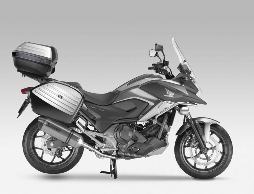 Honda NC750X: Zdjęcia, Opis, Cena, Dane techniczne