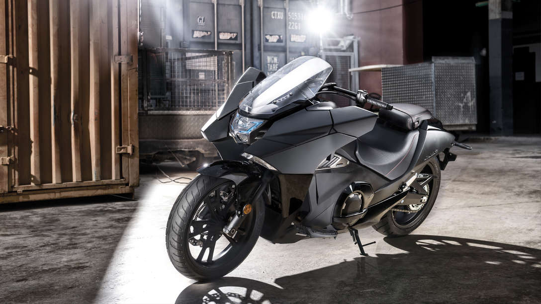 Honda NM4 VULTUS: Zdjęcia, Opis, Cena, Dane techniczne