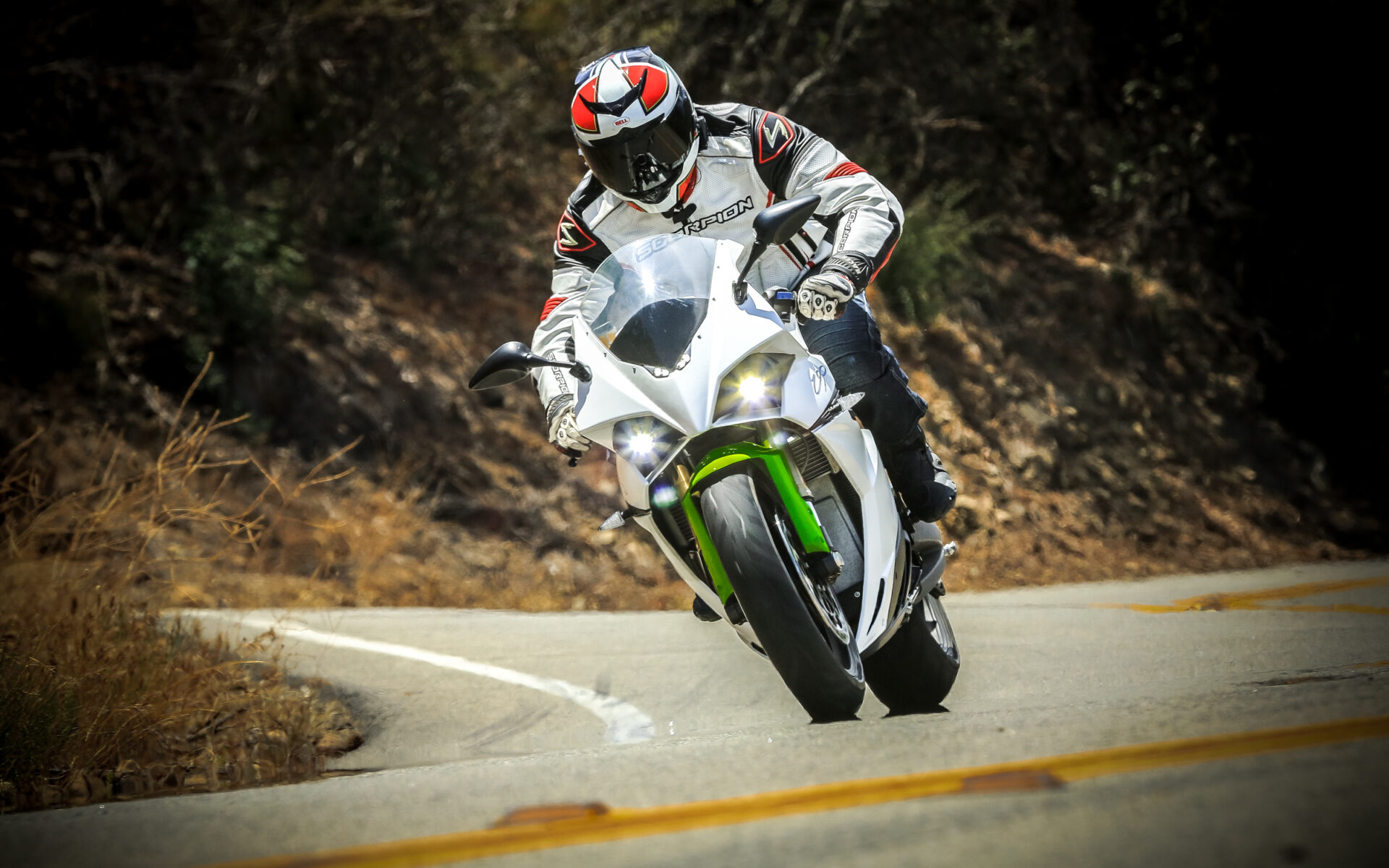 Motocykl elektryczny Energica EGO – alternatywa, czy tylko wystawowa nowinka?