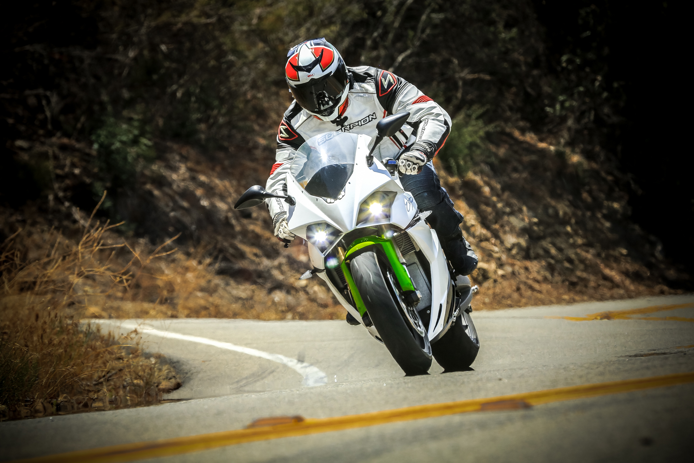 Motocykl elektryczny Energica EGO – alternatywa, czy tylko wystawowa nowinka?