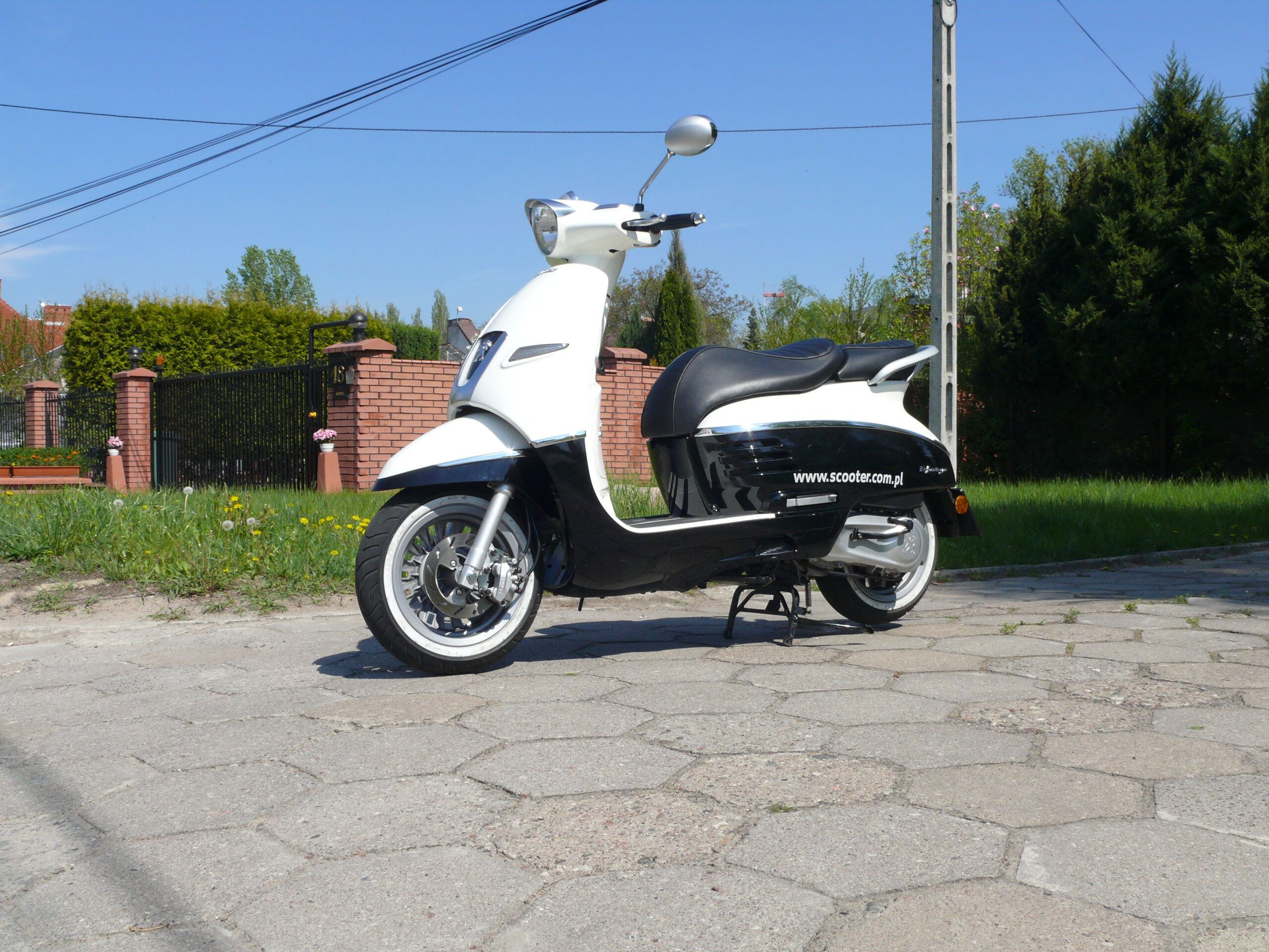 Test Peugeot Django 125 na prawo jazdy B – wrażenia z jazdy