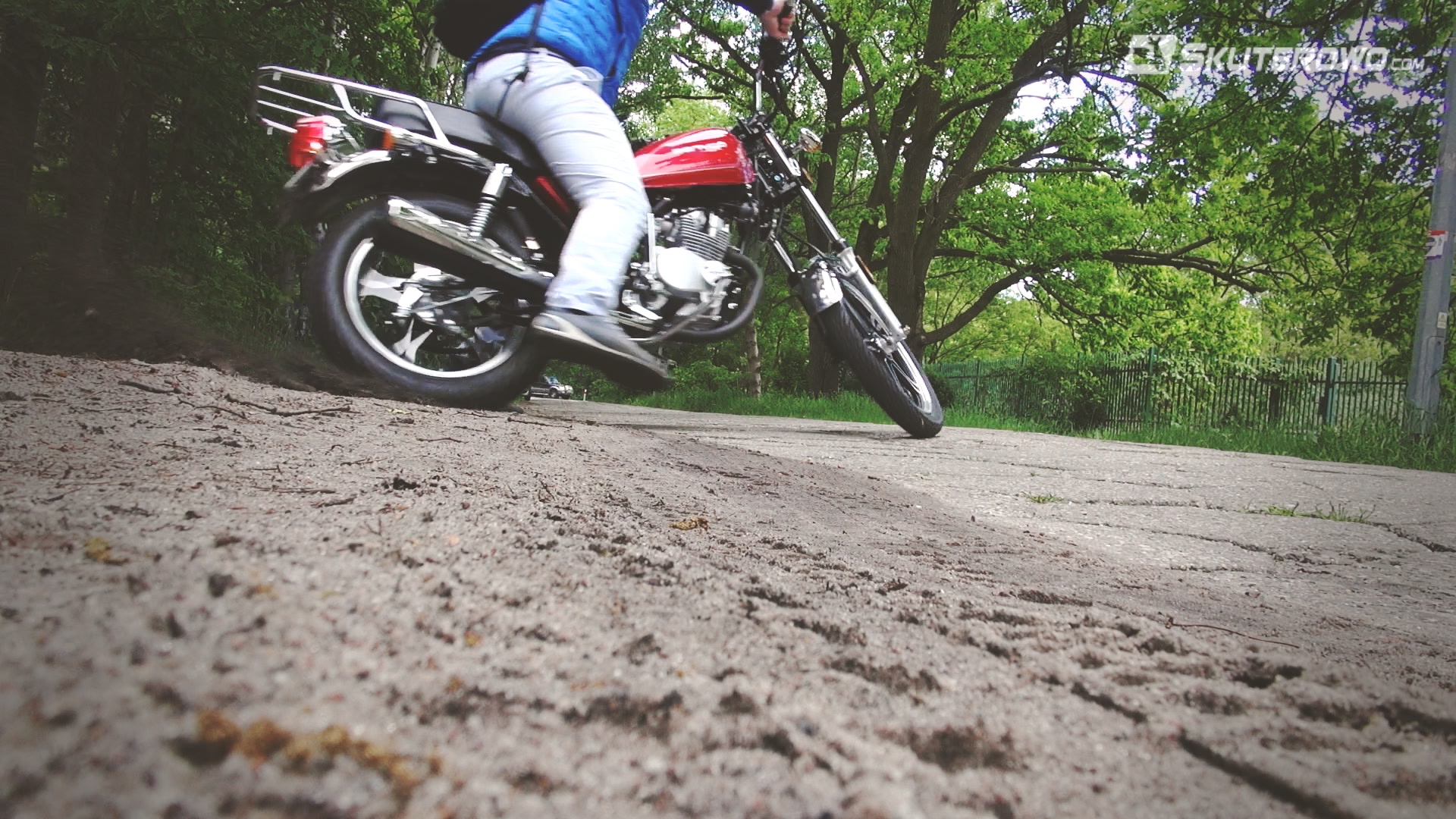 Test Benyco BR 125: Testujemy budżetowy motocykl 125 na prawo jazdy B