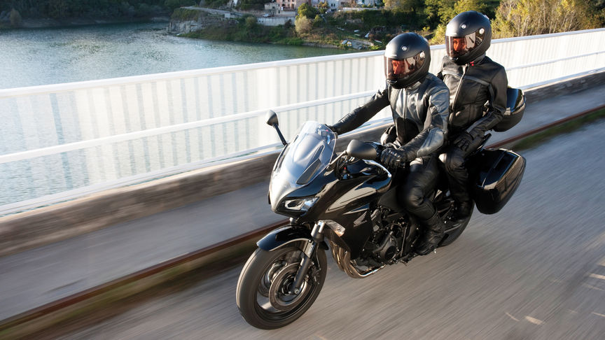 Honda CBF1000F: Zdjęcia, Opis, Cena, Dane techniczne