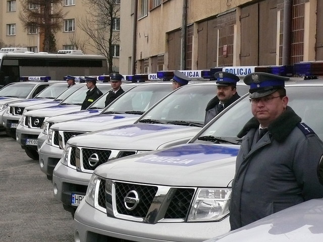 Bezpieczeństwo: przekroczenia prędkości i zatrzymane prawa jazdy – kolejni piraci drogowi ukarani.