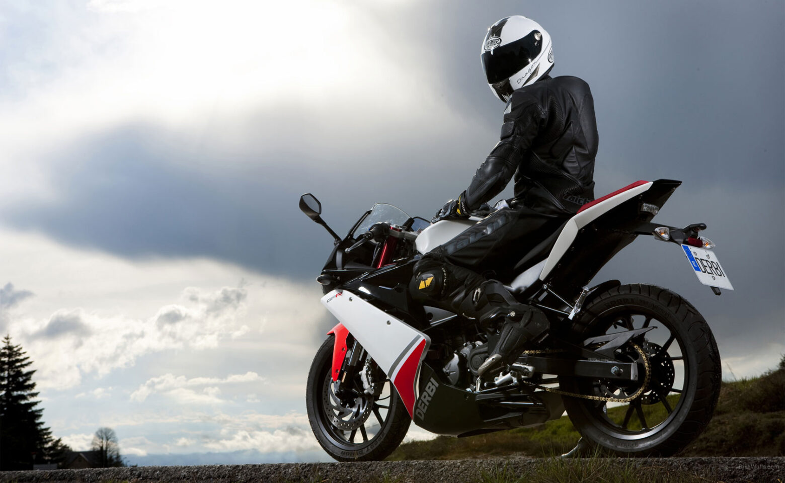 Derbi GPR 125: Bezkompromisowy ścigacz na prawo jazdy B