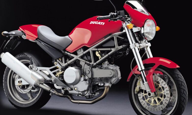 Ducati Monster 600 – piękność z Italii