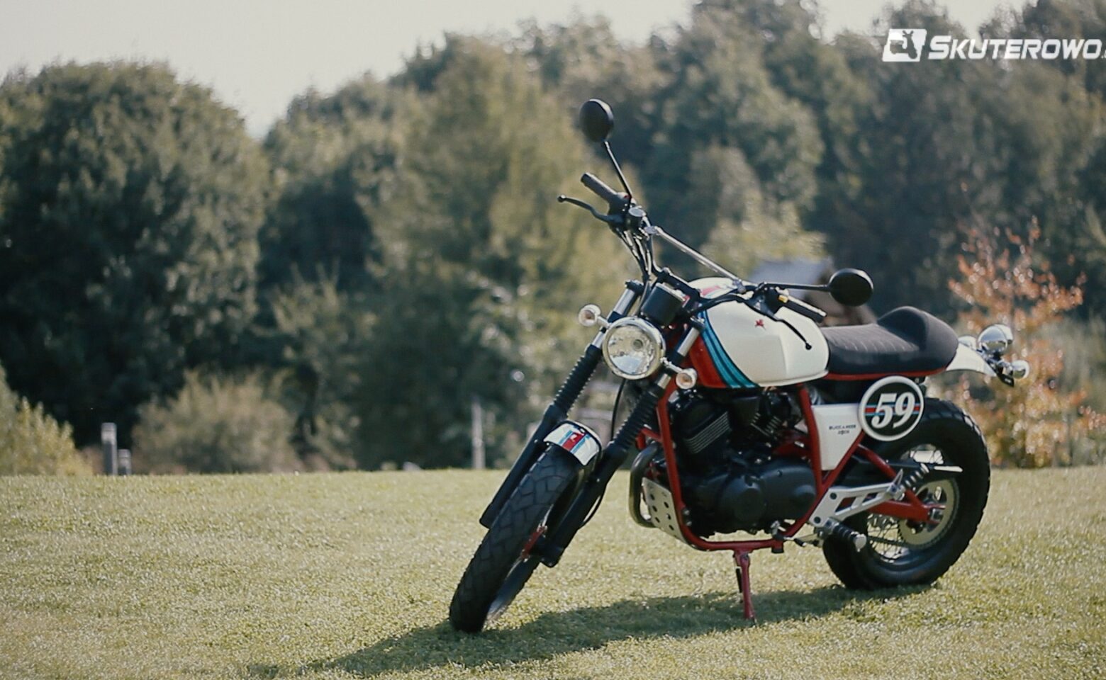 Romet SCMB 250, ADV 250, Classic 400 i RCR 125: TVN Turbo sprawdza nowości 2016