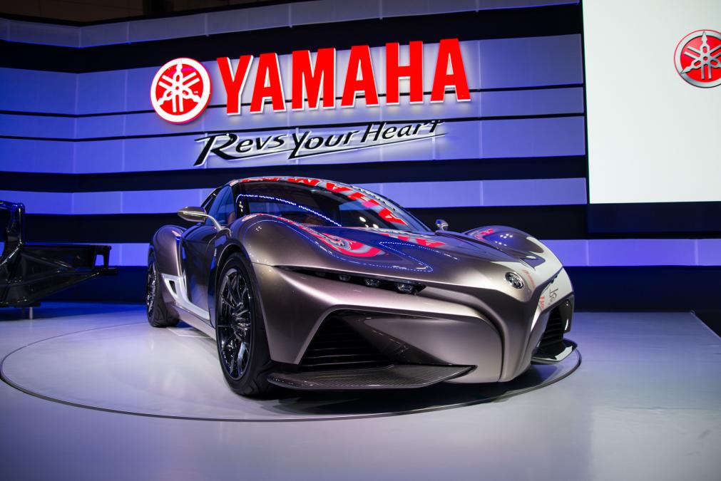 Yamaha zaprezentowała koncepcyjny samochód sportowy Sports Ride