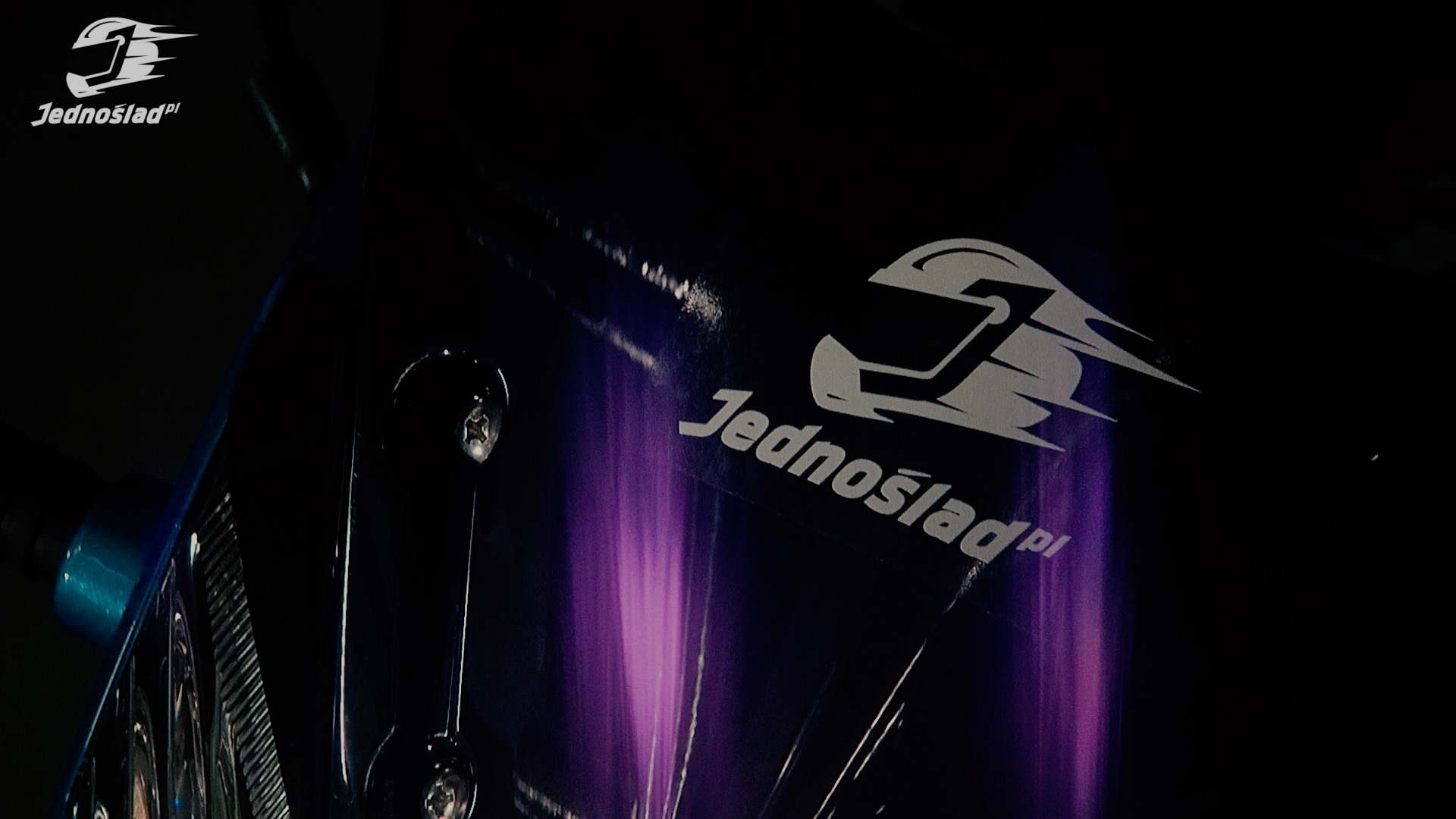 Montaż ksenonów, LEDów i świateł dziennych w motocyklu. Social 16 Jednoślad.pl
