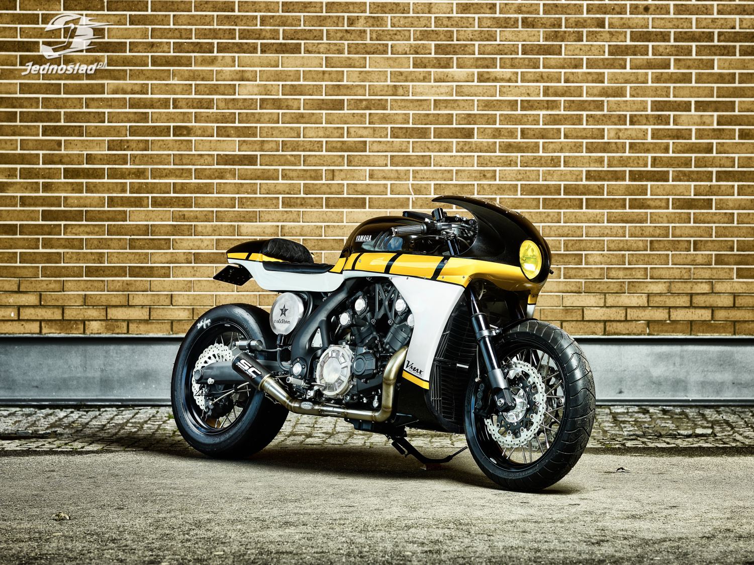 Customowa Yamaha VMAX od roCkSbikes: Yard Built VMAX CS07 Gasoline