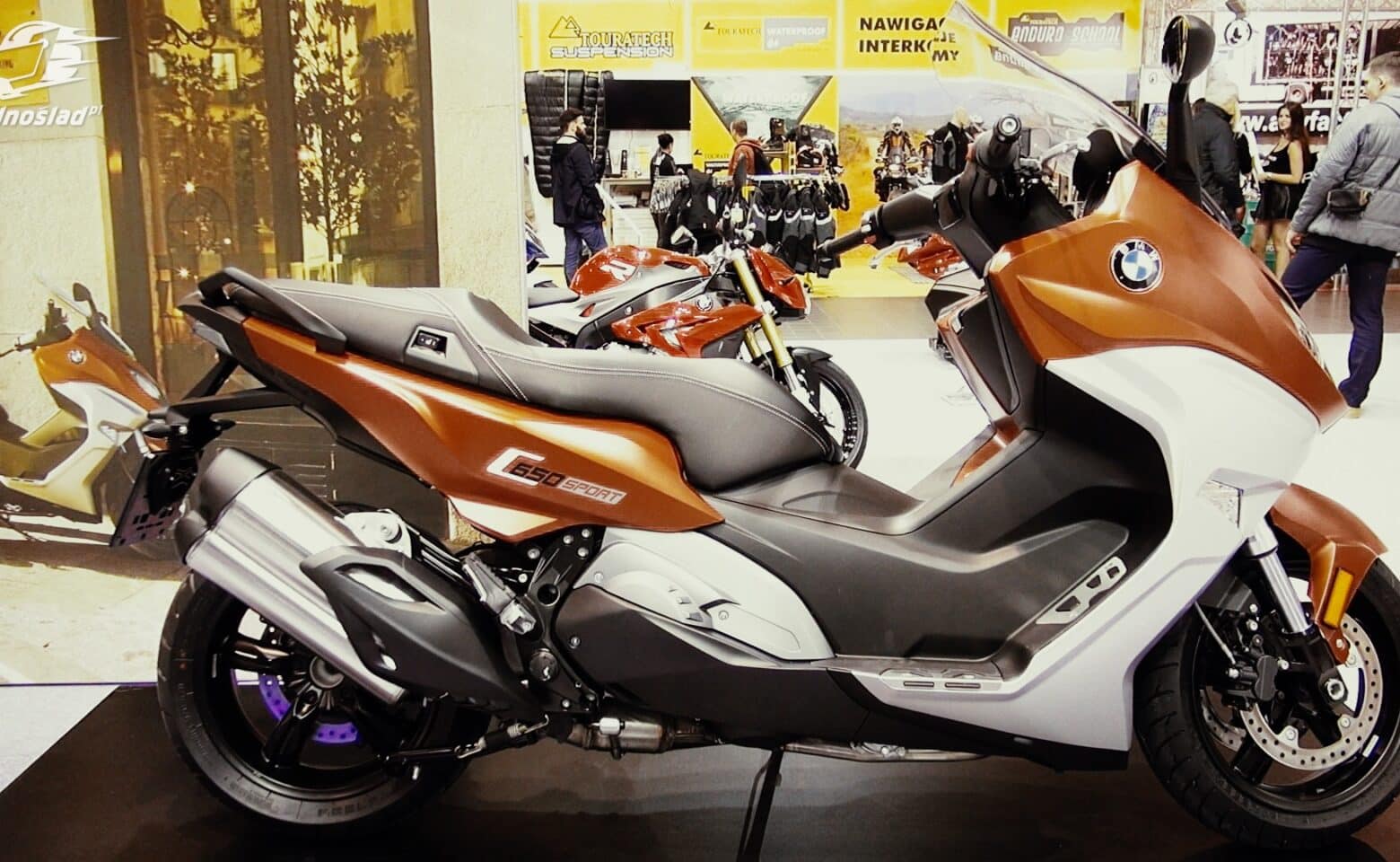 Poznaj Nowe BMW C 650 Sport/GT 2016: Naszpikowany elektroniką