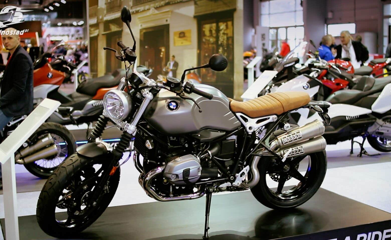 Nowe BMW R nineT Scrambler 2016 na Motor Show. Poznaj je z bliska