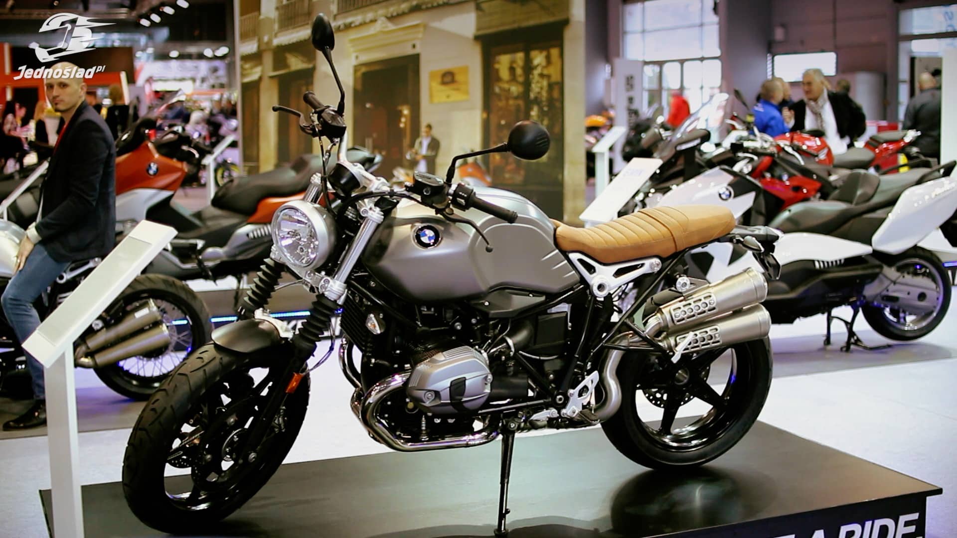 Nowe BMW R nineT Scrambler 2016 na Motor Show. Poznaj je z bliska