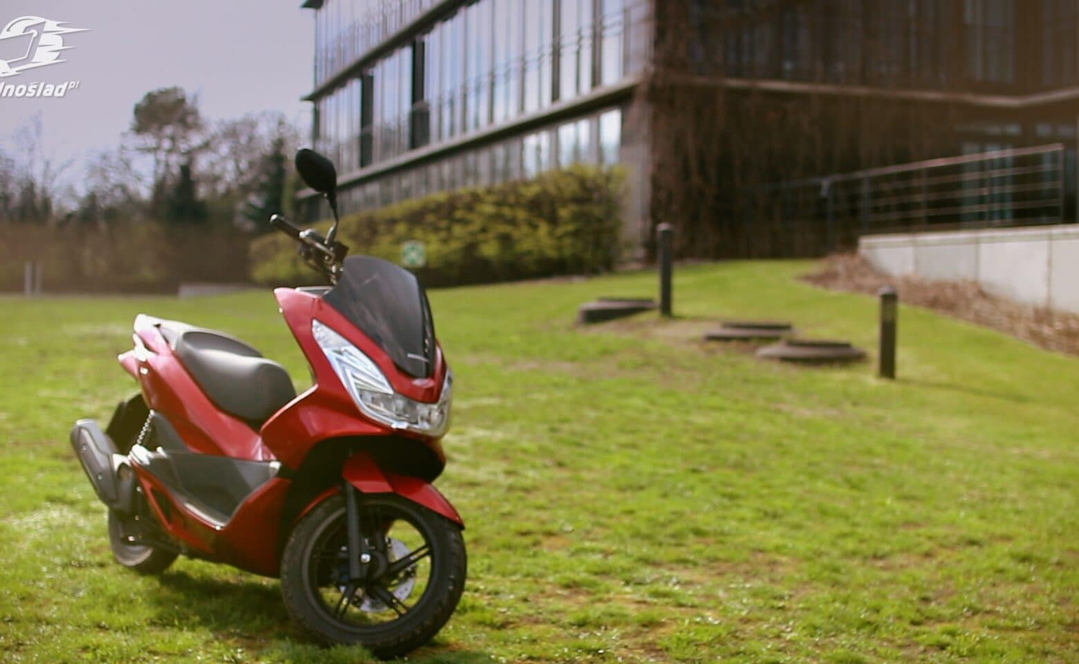 Test nowej Hondy PCX 125 #2: Odkrywamy miasto na nowo dzięki zwrotności tego skutera