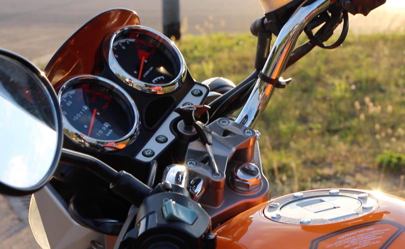 Motocyklisto! Patrz w lusterka, sprawdź dwa razy. Motocykle są wszędzie