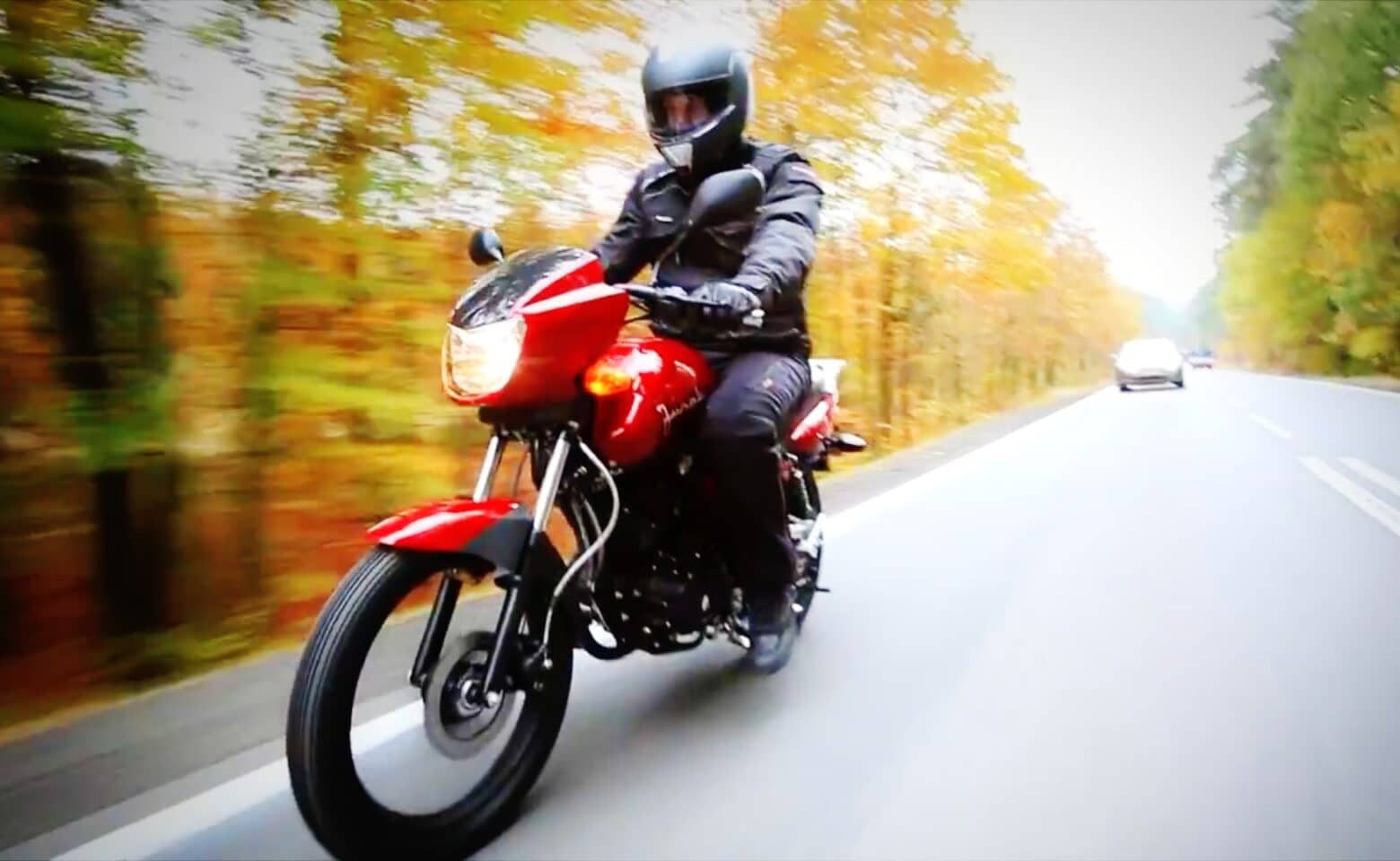 5 zasad, których przestrzeganie pomoże ci uniknąć wypadku na motocyklu