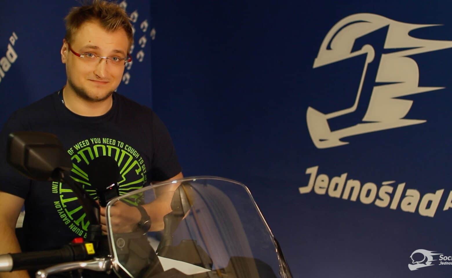 Motorower 50 ccm po odebraniu prawka, darmowe naklejki i działanie ABS #21 Social Jednoślad.pl
