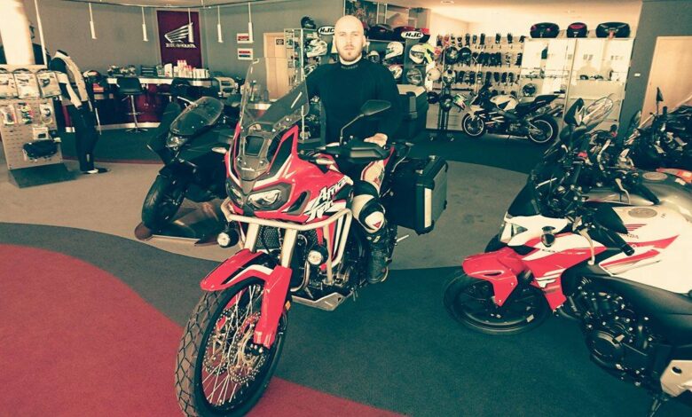 Jak najkorzystniej kupić nowy motocykl – kilka porad byłego sprzedawcy
