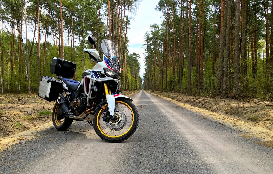 Honda CRF1000L Africa Twin: Opis, Zdjęcia, Cena, Dane techniczne