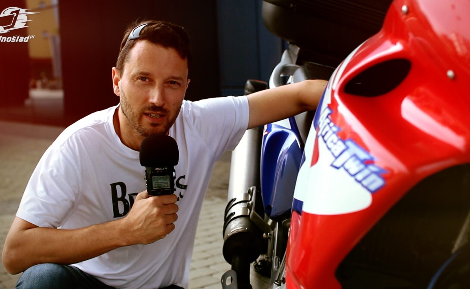 Motocykl Używany: Honda Africa Twin XRV 750 RD 07. „Ma wady, ale i tak ją kocham”