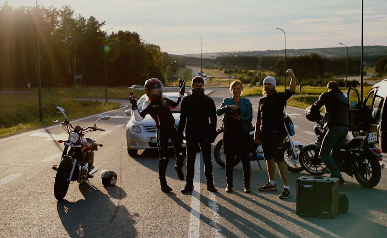 Junak pokazał kulisy nowej sesji swoich motocykli 125 (M11 Cafe, M12 i RS Pro)