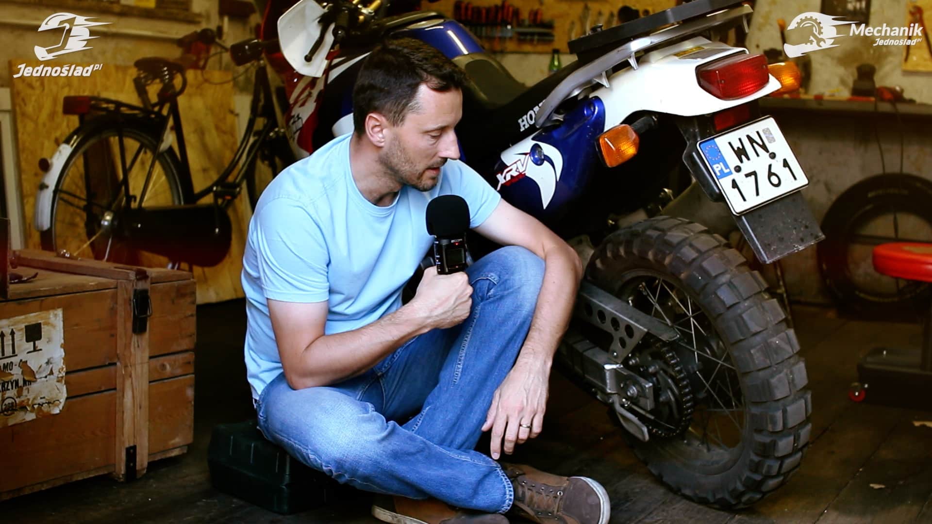 Jak i czym smarować łańcuch w motocyklu lub motorowerze? #5 Mechanik Jednoślad.pl